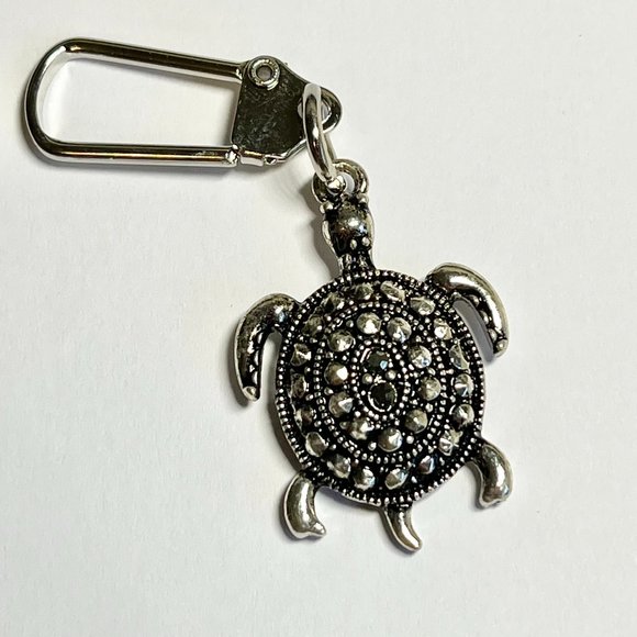 Marcasite Crystal Turtle Keychain Zipper Pull Purse Charm Backpack Silver Plated - Picture 3 of 9